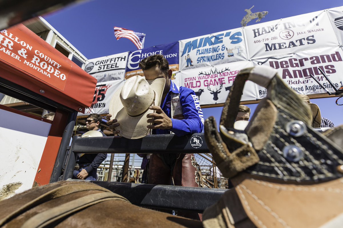 RodeoReady tweet media