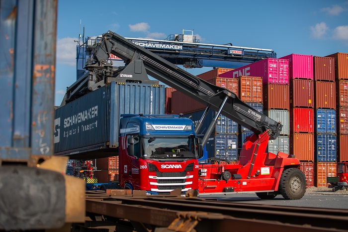 Year to date Schavemaker Logistics &amp; Transport realized already a modal shift of 5000 FTL from road to rail with our direct rail connection Moerdijk - Katy Wroclawskie!
#intermodal #Moerdijk #Wroclaw #rail #congestion
#sustainability #Schavemaker