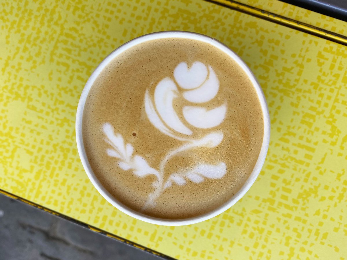 Zahrádka na Smíchovském nádraží.🌹