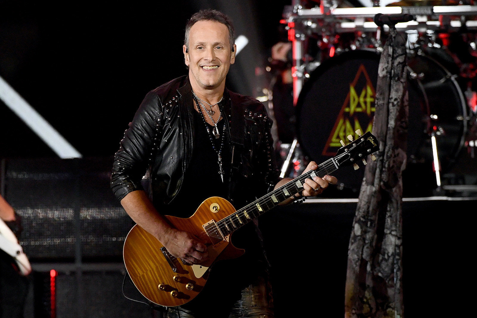  Happy Birthday Vivian Campbell - 58yrs old, God blease you     from Colombia  
