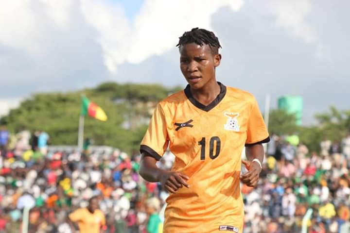 DID YOU KNOW?
Grace Chanda scored eight goals on the road to qualifying to the @Olympics and was the top goalscorer in Africa.
But that's not all in 2018 she scored 86 goals for Zesco United ladies in 26 games.
She was born to score goals. https://t.co/TqQOCfI88w
