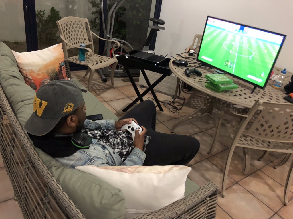 Proper_RSA's tweet image. DayOFF!!