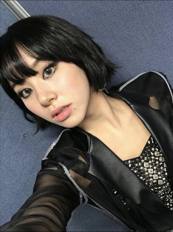 ✌️