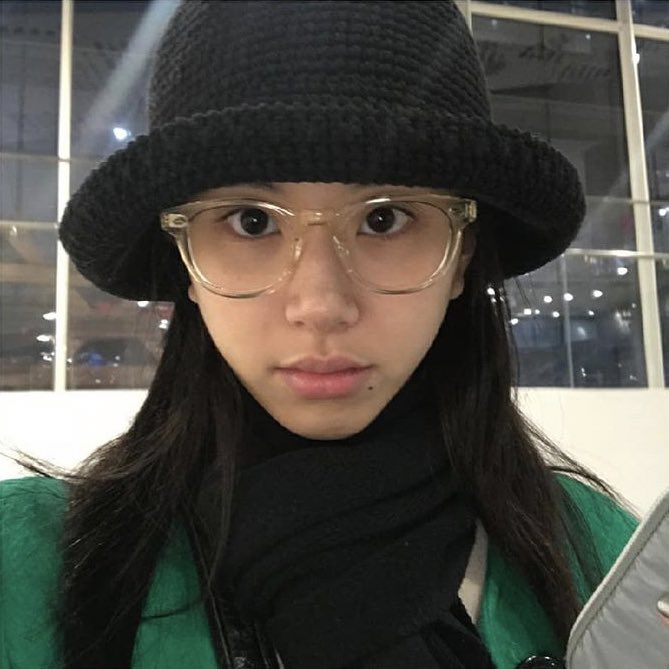 ✌️