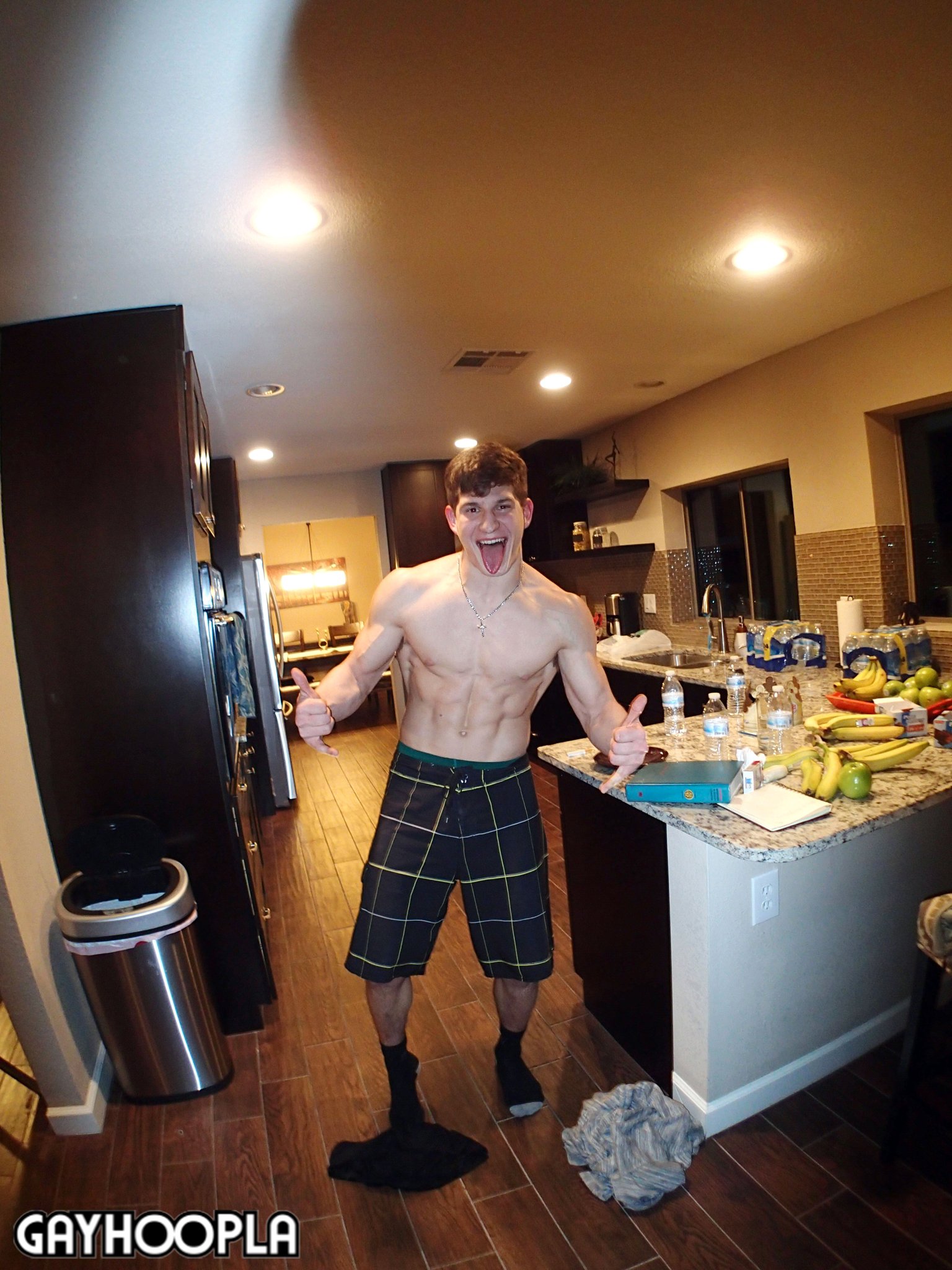 2 pic. Anyone want to see some REALLY OLD unreleased pictures like the ones attached? #gayhoopla #gay
