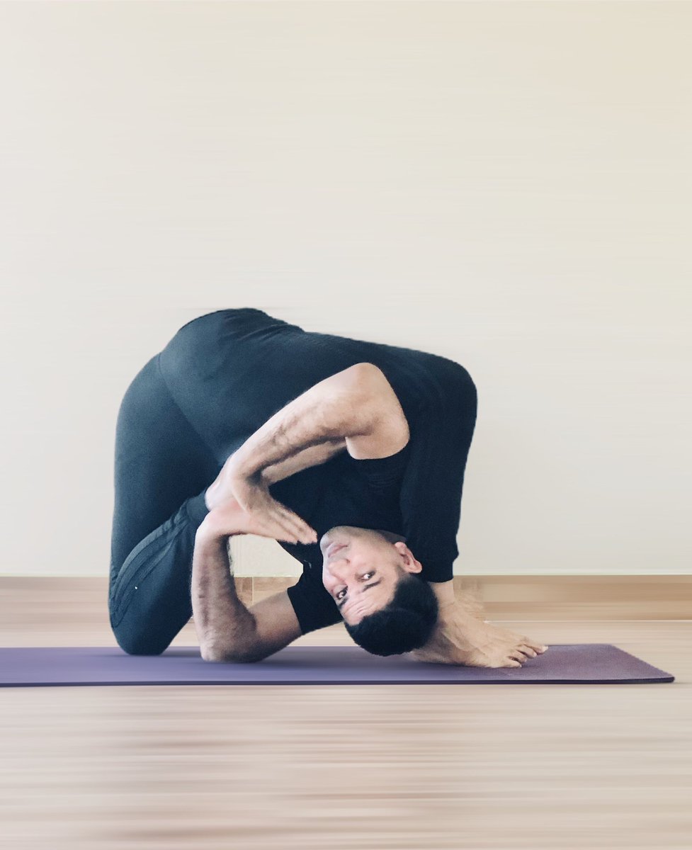 preetyogi's tweet photo. Yoga means addition — addition of energy, strength, and beauty to body, mind, and soul.
#yogachallenge
#preetyogi #yogashivomqng #shivomyogadancequangngai #shivomyogaanddancequangngai #yogastudioshivom #preetyogi #quangngaiyoga #masterpreet #loveshivom #yogafitlife https://t.co/RbTPJ7eUl3