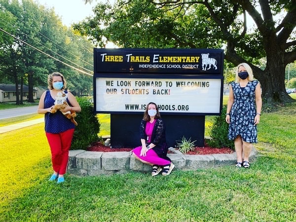 Lindsey Johnson (@ljohnsonteacher) on Twitter photo First day in the books for the 2020-21 school year! Year 14! 🐯🍎👩🏼🏫 <a href="/3TrailsTigers/">Three Trails Elem.</a> <a href="/ISDSchools/">Independence School District</a> <a href="/CityOfIndepMO/">City of Independence, MO</a> #3tepride #isdstrong First day in the books for the 2020-21 school year! Year 14! 🐯🍎👩🏼🏫 <a href="/3TrailsTigers/">Three Trails Elem.</a> <a href="/ISDSchools/">Independence School District</a> <a href="/CityOfIndepMO/">City of Independence, MO</a> #3tepride #isdstrong