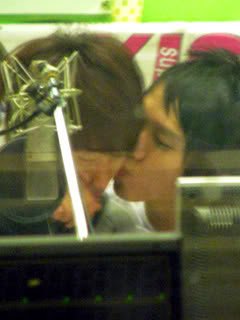 yesung also giving hykjae other some kissies  HYUKJAE YOU ARE LOVED BY YOUR HYUNG