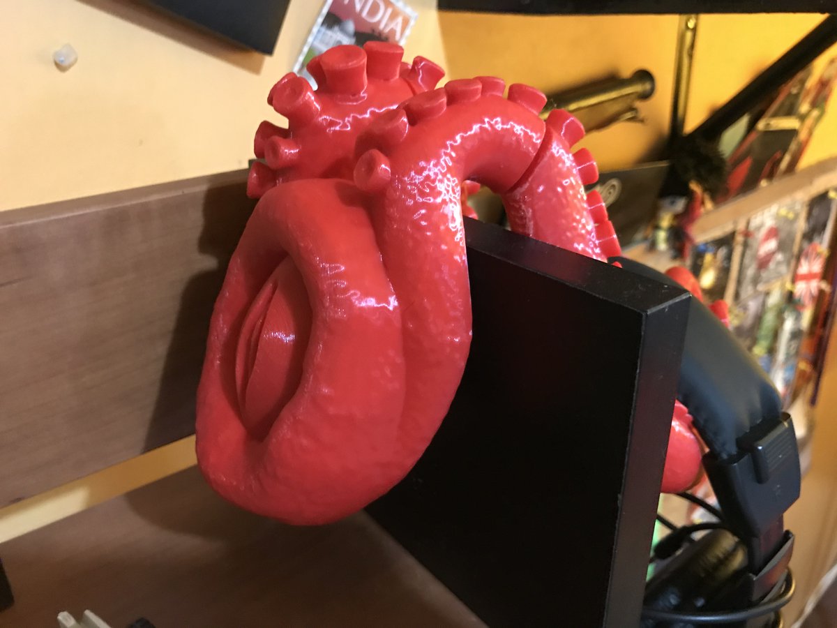 PaburoVIII's tweet photo. A fun project I have done a #Tentacles #Creature inspired by #Lovecraftian #Horror made with #Pixiologic #ZBrush
you can get #3dmodel https://t.co/01bEHVQncC
#3d #3dsculpt #3dmodelling #creature #figurine #miniature #Halloween #earphones #3dprint #3dprinting #stl #fanart https://t.co/s0NPQceJfv