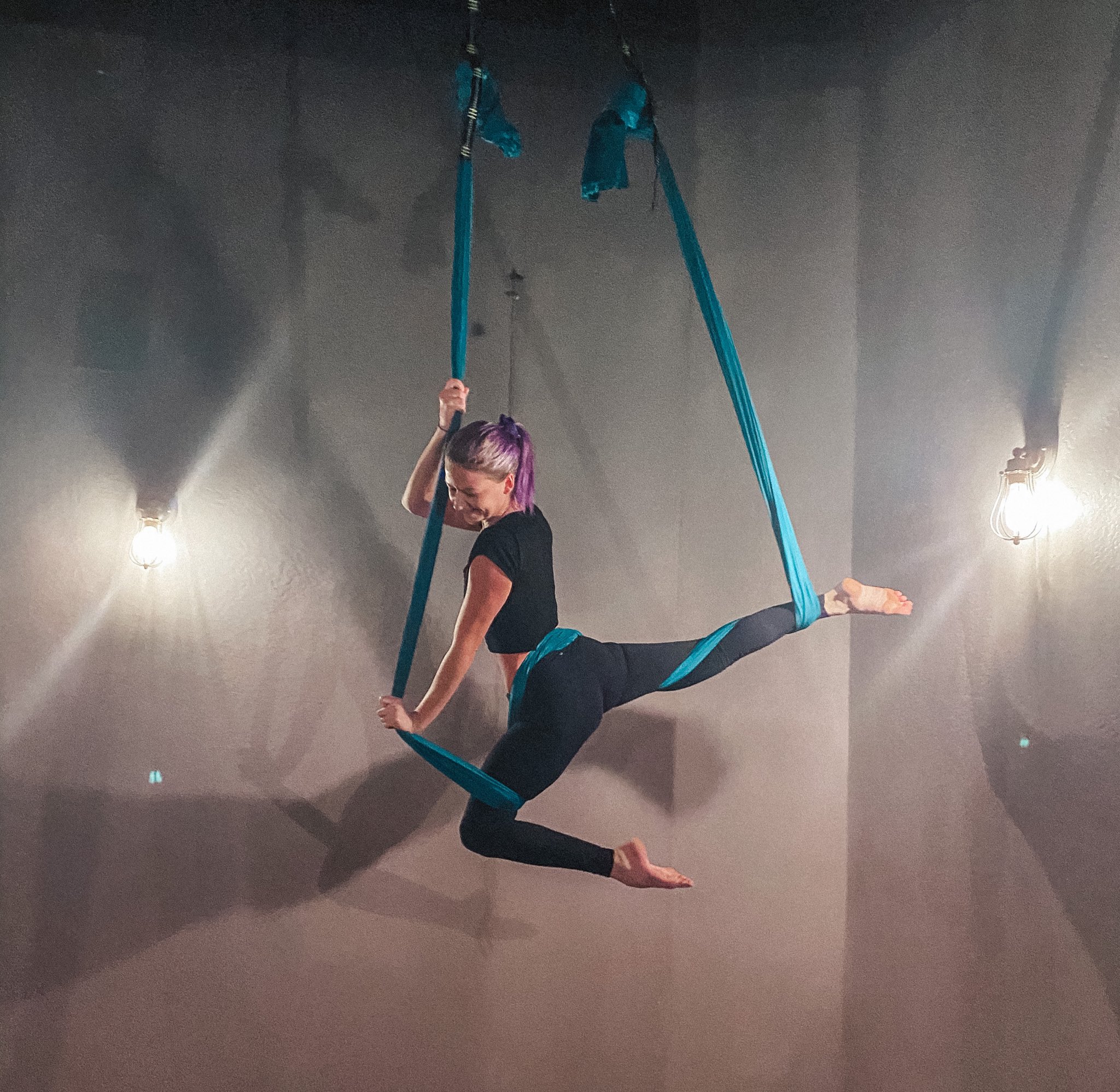 Natalia Rae TW Pornstars - Natalia Rae 🐾. Twitter. Did my very first Aerial Yoga ...