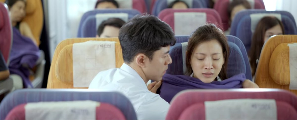 Movie2310C's tweet photo. Friendzone ระวัง...สิ้นสุดทางเพื่อน (2019) (3.5/5) หนังดราม่าคอเมดี้สไตล์GDH เล่าเรื่องของ กิ๊งเเละปาล์ม เพื่อนสนิทกว่า10ปีที่อยู่เคียงข้างกันทั้งยามสุขเเละทุกข์โดยเฉพาะเรื่องค.รัก #รีวิวNetflixth #รีวิวNetflix #Friendzone (1) https://t.co/W9MgDTWyfZ