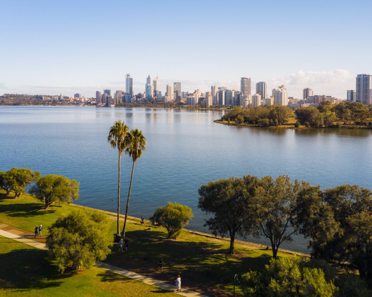 The best place to call home 💕
.
.
#skyperth #ospreycreative #perthlife #perthisok #lovemycity #seeaustralia #seeperth #cityofperth #visitperth