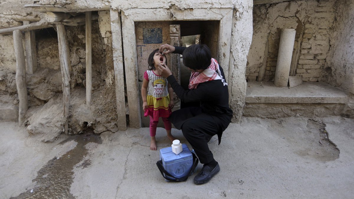 .<a href="/sr_ekot/">SR Ekot</a>: Beskedet i dag: Polio utrotat i Afrika sverigesradio.se/sida/artikel.a…