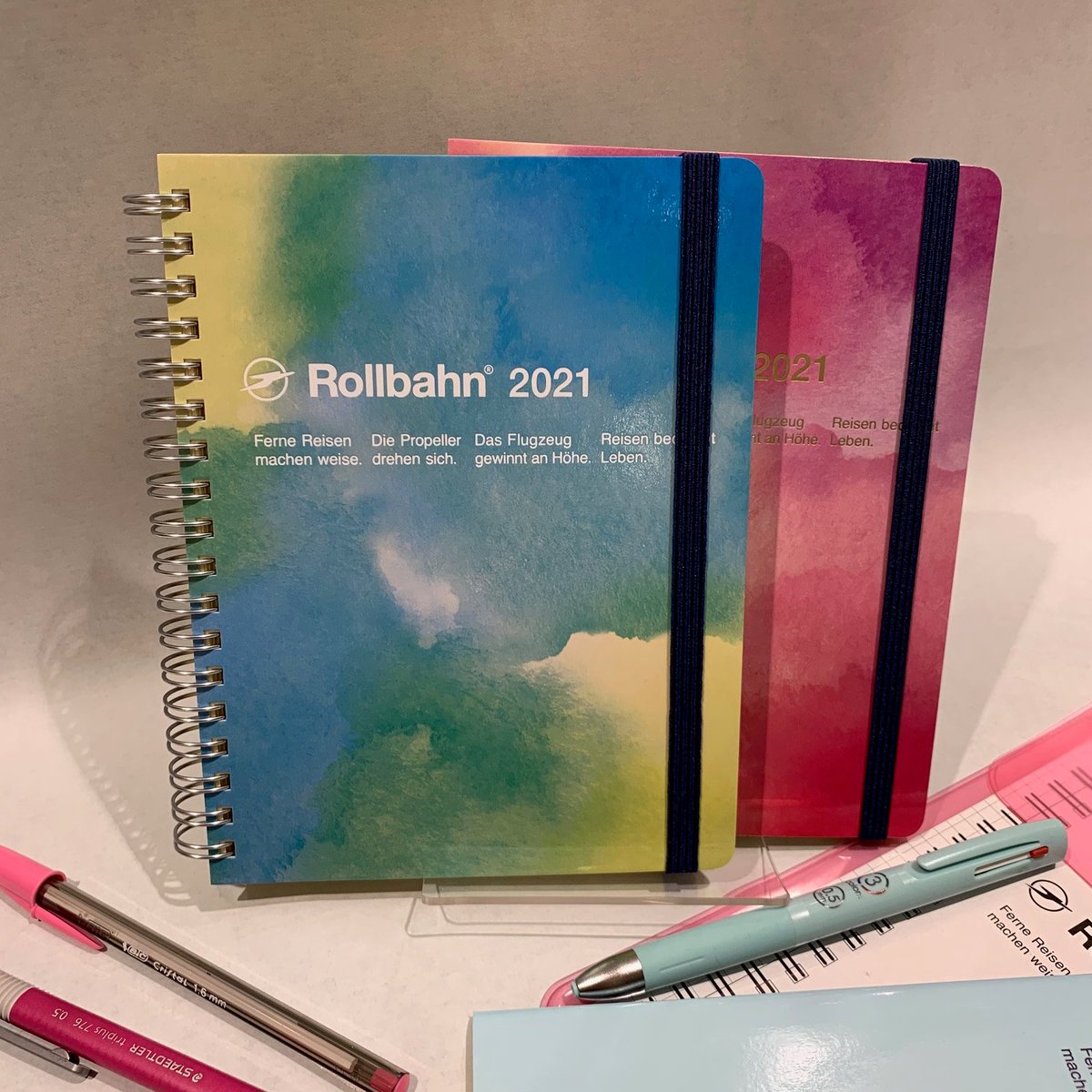 スミス 小田急百貨店町田 ご好評により 現在web Shopではsold Outとなっている ロルバーンダイアリー フェーベl A6ダニエル や マンスリーポワン につきまして 町田店ではまだ若干数お取り扱いがございます お立ち寄りの際は ぜひお手に取って