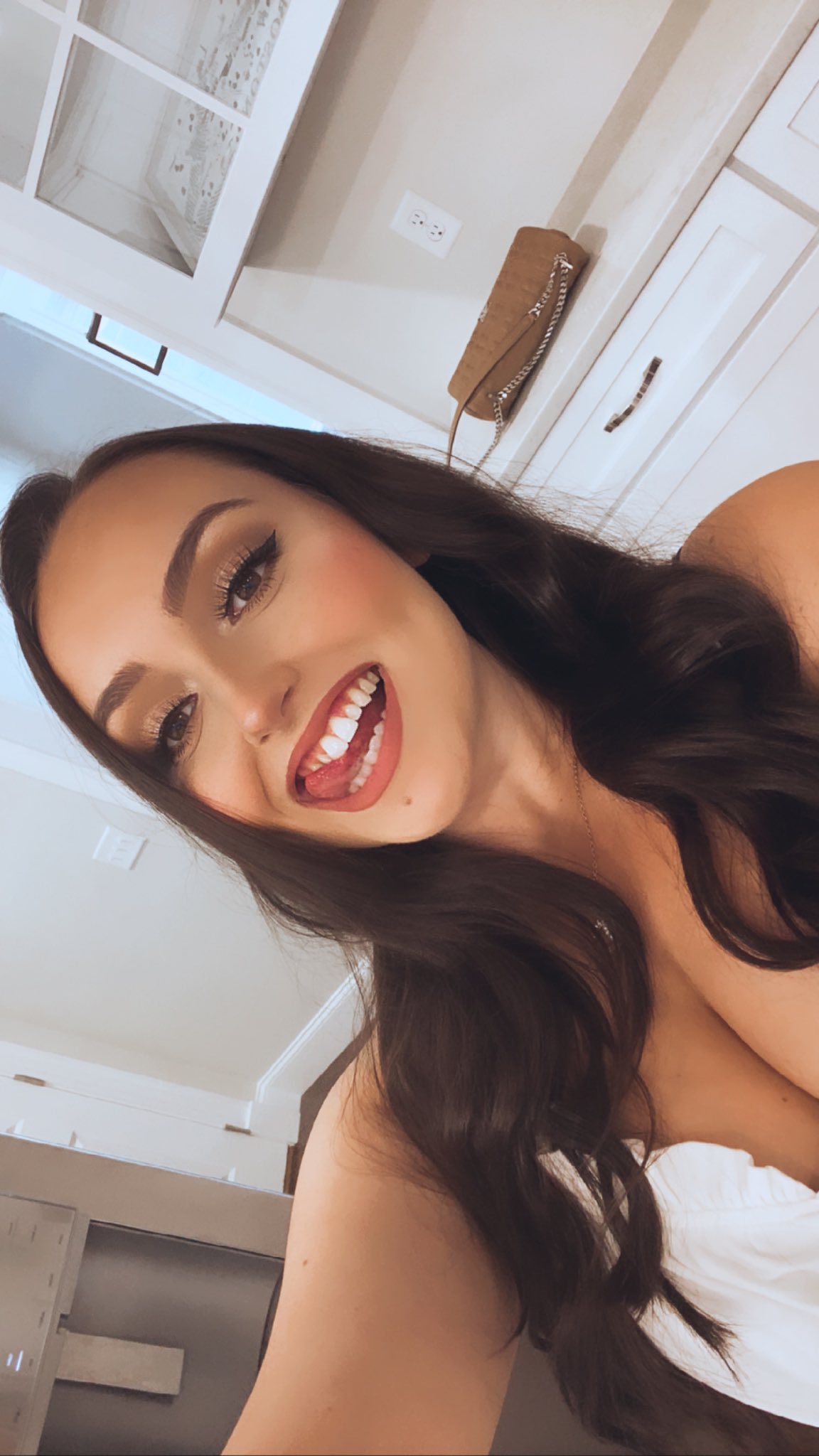 Julia Raleigh on Twitter "today’s look🤍…