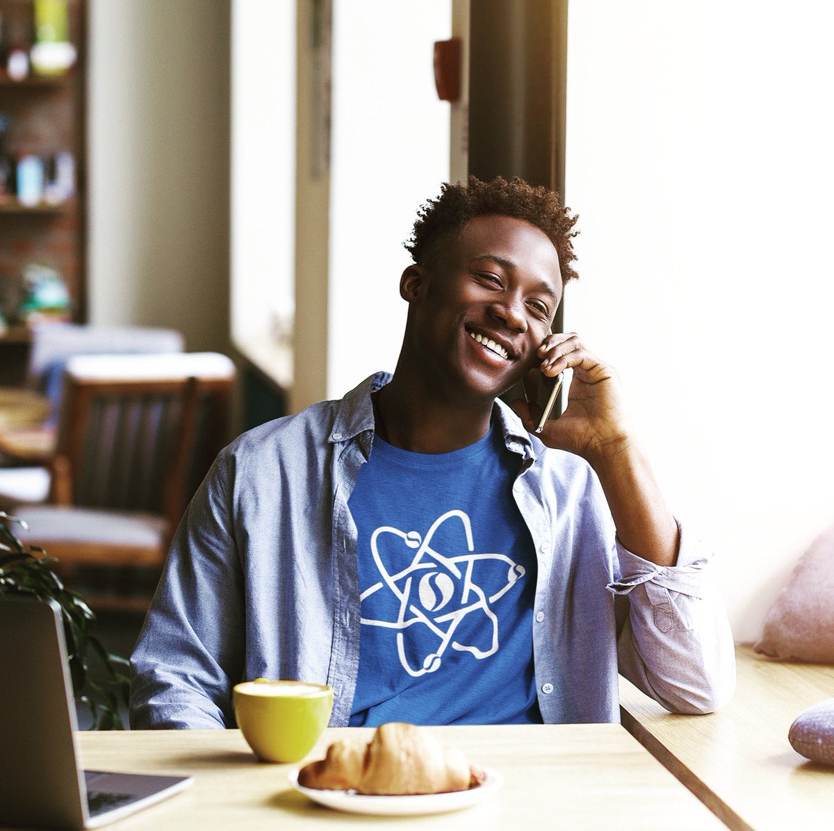 godsseed1's tweet photo. Help me caption this?Thought it'd make coolest coffee tee,ever🤷🏾♂️ https://t.co/fSAxlWg9Ps #coffeescience #barista #baristalife #cafe #coffeeshop #coffeebean #coffeebeansshop #scienceofcoffee #nucleus #coffeecup #coffeetshirt #coffeetee #coffeecommunity #andyetanotherseedisplanted https://t.co/wDYrhozOL0