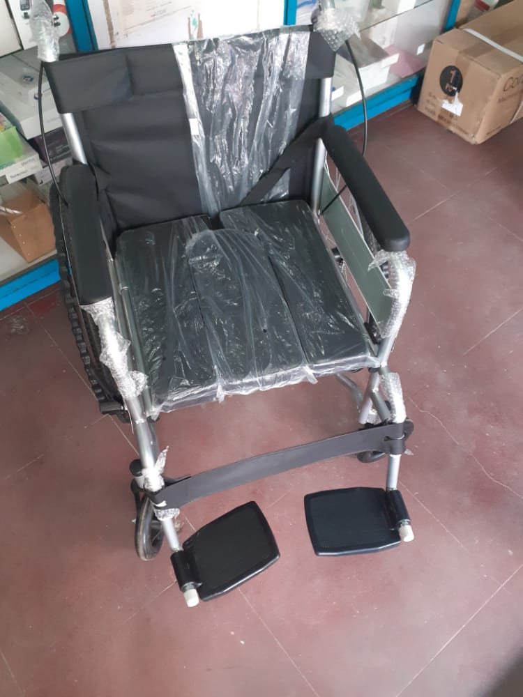 MsaSurgical's tweet photo. Commode folding wheelchair available at #MsaSurgical https://t.co/rnp4wCsEpF