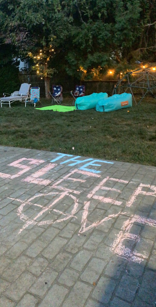 GhostPartyFilms's tweet image. Outdoor screening of #TheSleepoverMovie #thesleepover @netflix @MalinAkerman @MaxwellSimkins @CreeCicchino