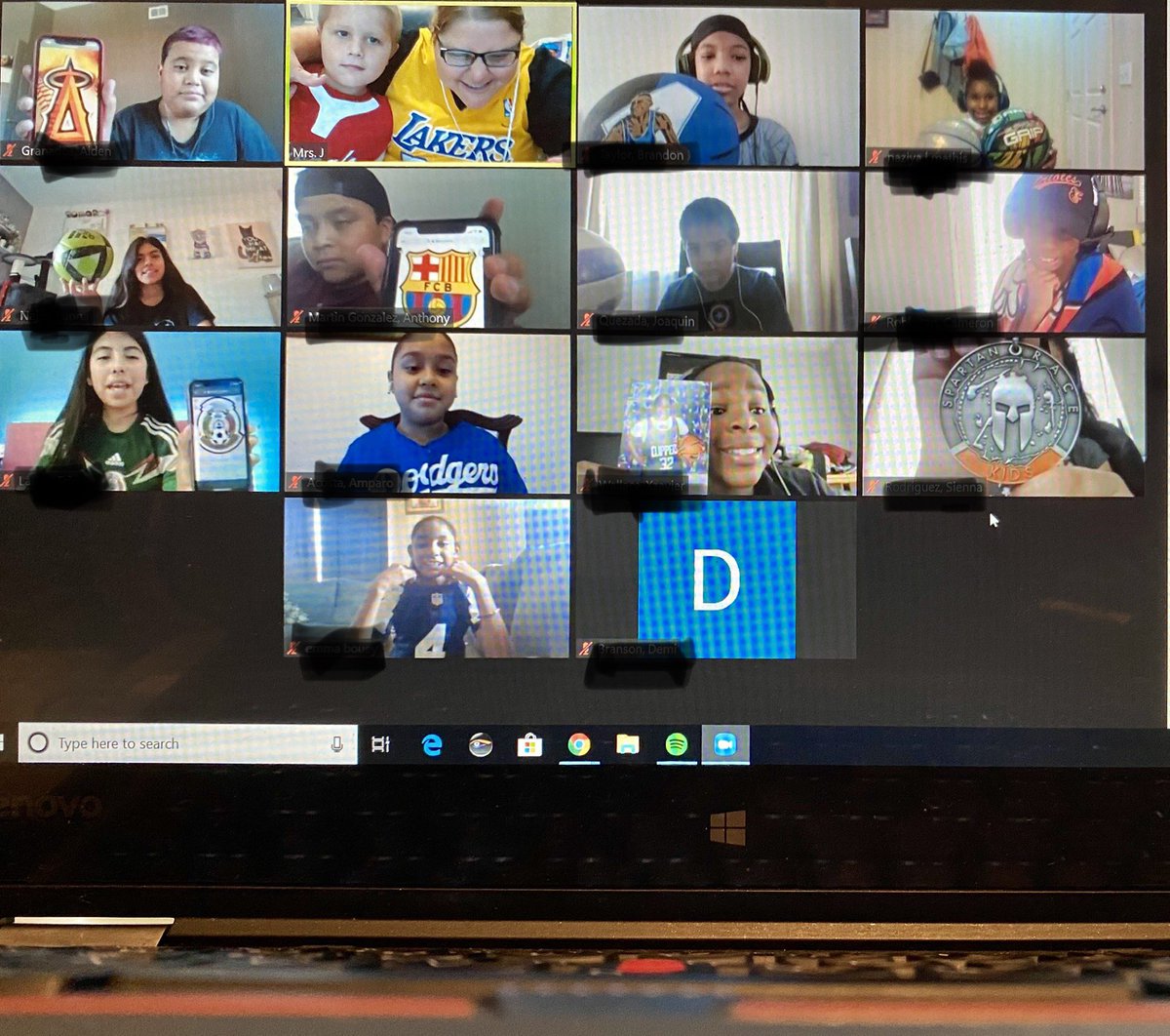 VistaverdeMs's tweet photo. Students & Staff showing their #cougarpride during our very first Virtual Spirit Week, with the theme “Welcome Home Cougars” during #distancelearning! 💻📲Today is “Home Run” sports day! 🎉⚽️🏀🏈⚾️📸 @ValVerdeUSD #vvmscougarsathome
#VVinthistogether
#CougarsOnTASK https://t.co/c8jeLHPF2r