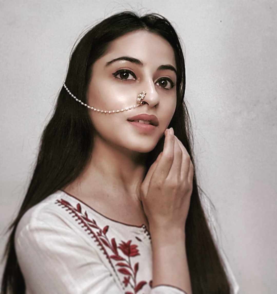 niyati_fatnani's tweet photo. To Forgive is to invoke power 🤍
.
.
.
.
.
#tuesdayvibes #feelgood #stay #spreadpositivity #niyatifatnani https://t.co/iNXDWqVVmJ