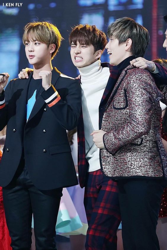 eeeeeinNIJKOES's tweet photo. I miss Jin-Ken-Sandeul interaction. #92Liners 🥺💜 https://t.co/MqeyhkmOsE