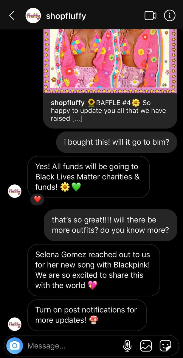  @BLACKPINK's outfits in 'Ice cream' are from a small clothing brand raising money for  #BlackLivesMatter   charities. They got sold out in seconds! Also may mean that BP have already donated privately to BLM few months ago
