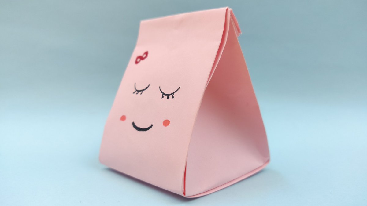 EasyCrafts7's tweet photo. How to make an origami cute gift bag
All you need is one sheet of paper 😁
Follow the instructions in the video link below ⬇️⬇️⬇️⬇️
https://t.co/ZzlXDZEDv5 https://t.co/UqcX2zgxRx