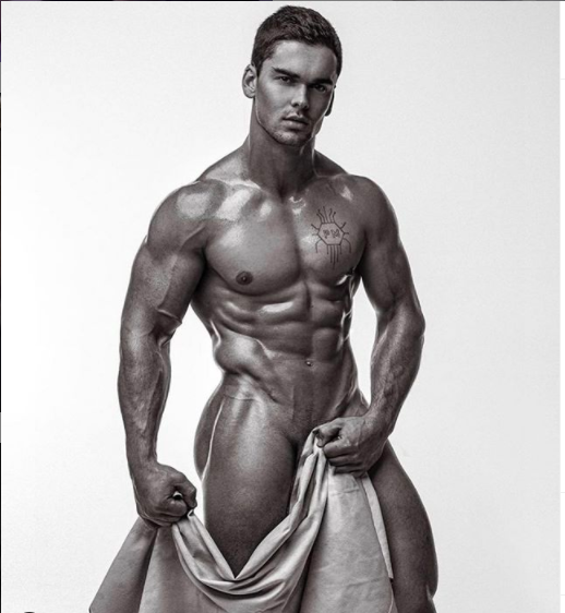 MagicMenAus's tweet photo. Do you want to add a little something special and unique to your upcoming event? Sophistication gets combined with cheekiness when you hire a handsome topless waiter like Levi.

#toplesswaiter
#magicmen https://t.co/k45MBeAJ9x