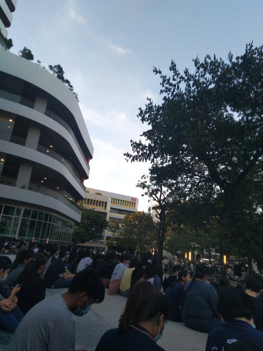 nexmclum's tweet photo. เช็คชื่อ
#ศาลาวีรชนจะไม่ใช่ที่หลบฝนอีกต่อไป https://t.co/tQc5Ved3Du