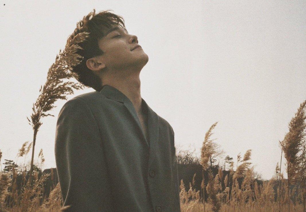 If you listen quietly you'll hear his soul speaking @weareoneEXO  #exo  #chen  #JONGDAE