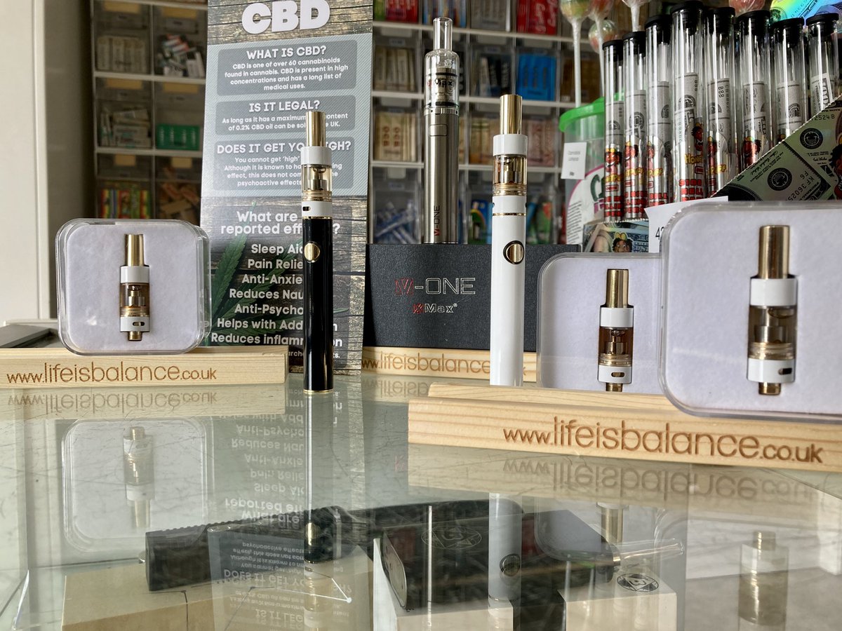 Come Vape With Me

500mg CBD flavours Blueberry, Fruitilicious or Strawberry in vape with cart (cute lil containers inc.). Only one special edition black vape available 🤩 

Prefer the wax? We got you. The V One by X Max standing strong with a very enjoyable experience. 

#420