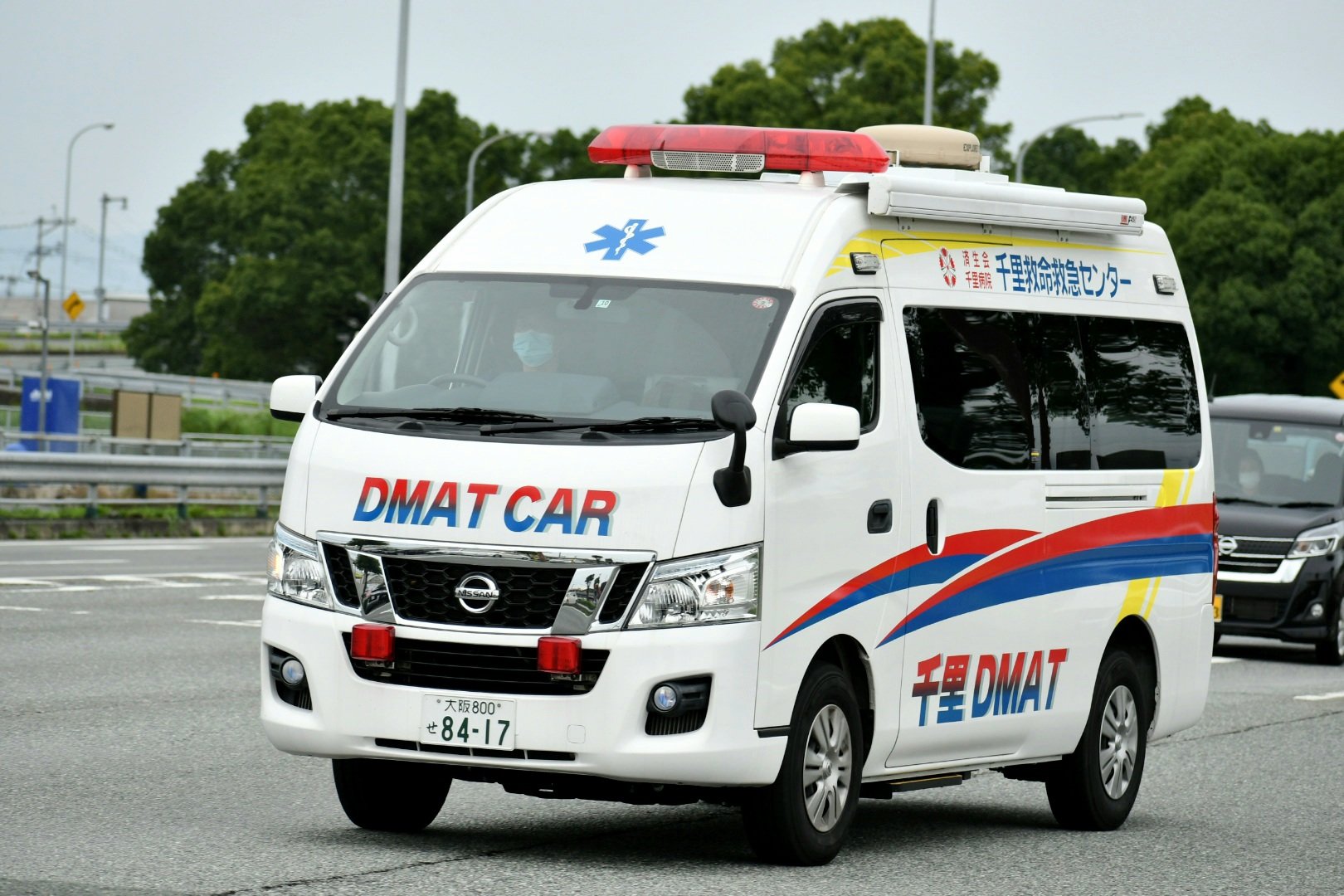 制作可能！ カスタムトミカ DMAT ハイメディック救急車 ドクター