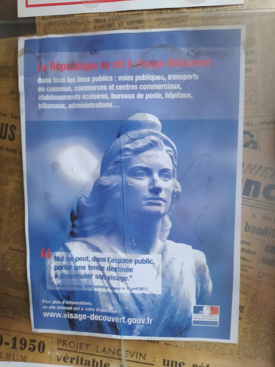 Scarlet14164546's tweet image. Certains restaus lillois affichent un sens de l'humour assez savoureux.
#insolence