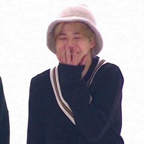 Jimin looking tiny a thread: