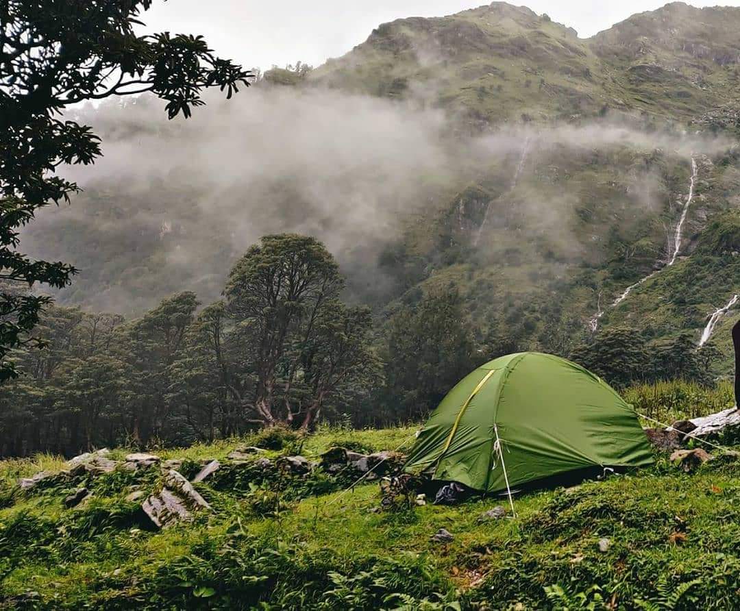 Rudranath Trek
.
Photo @rohit.gusain.uk
.
#trekking #rudranath_trek #uncertainty #himalayas #camping #uttarakhandtourism #uttarakhandheaven
. . . . . .
. . . . . .
To get featured, DM or tag us.
. . . . . .
. . . . . .
Follow us @uttarakhand https://t.co/W75PoTSPnz