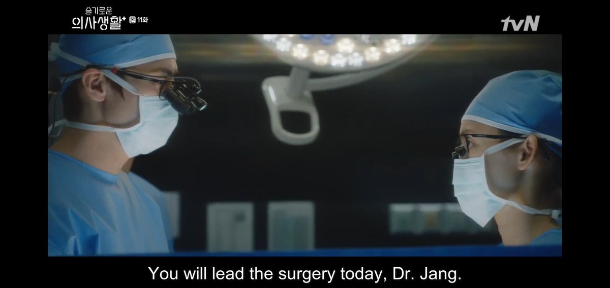 Letting Gyeoul lead her first surgery under his department was one moment where Jeongwon was starting to destroy the walls he built for his feelings for her. From doing things alone to teaching her to become a good doctor and to sharing with her their beautiful moments in the OR.