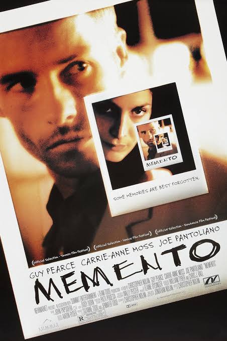 Ayan (2009)Memento (2000)