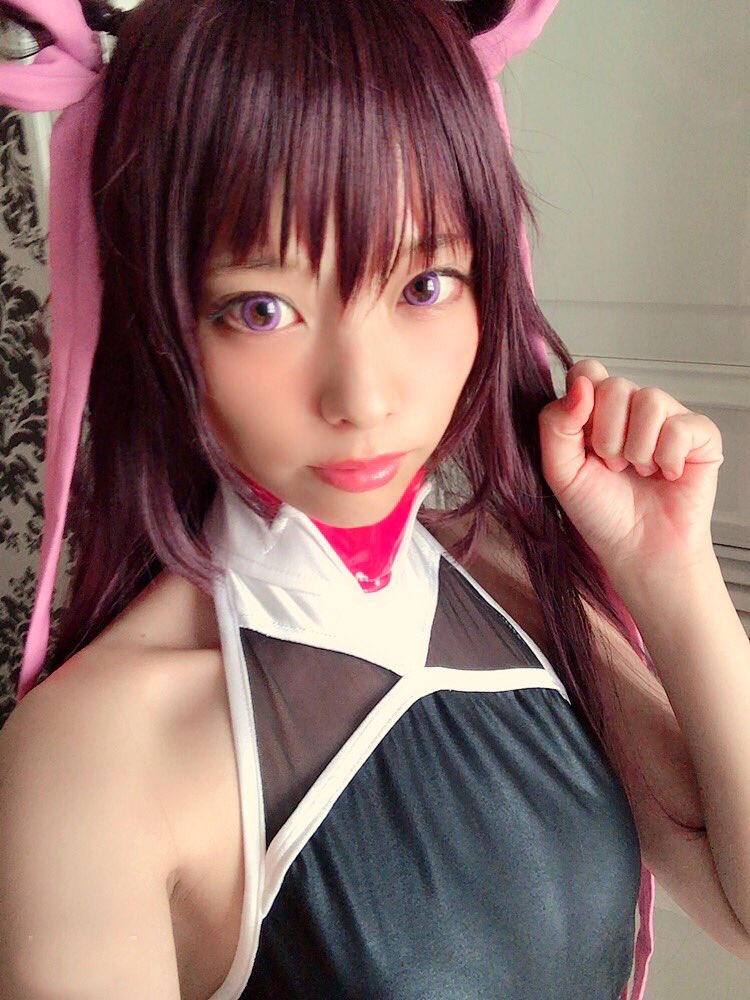 画像,対魔忍ユキカゼちゃんのコスプレ②昨日の写メよりこっちの方が褐色肌わかるかも❤️褐色ファンデ落とすの大変だった… #コスプレ　#対魔忍 https://t.co/…