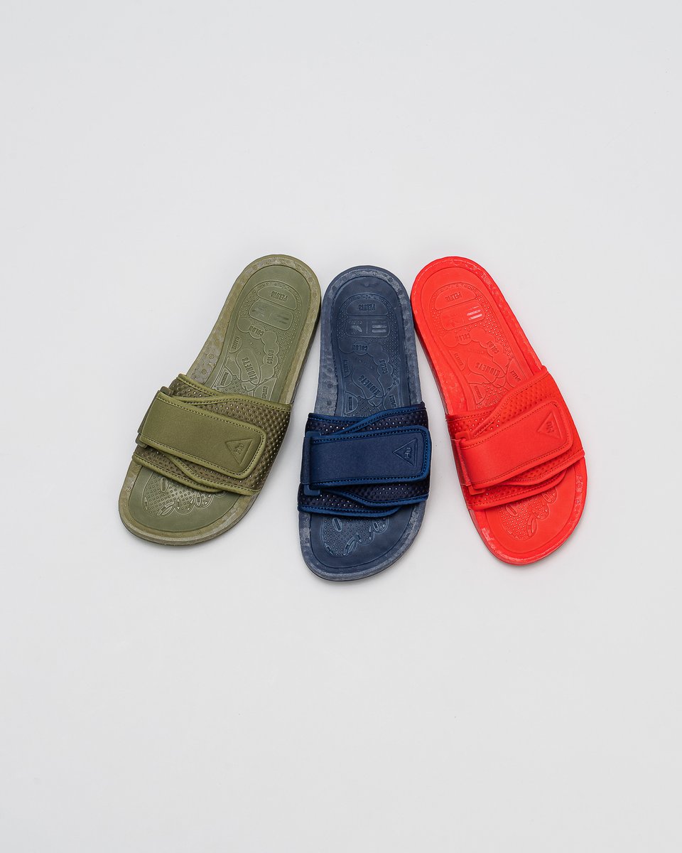 pharrell williams boost slide