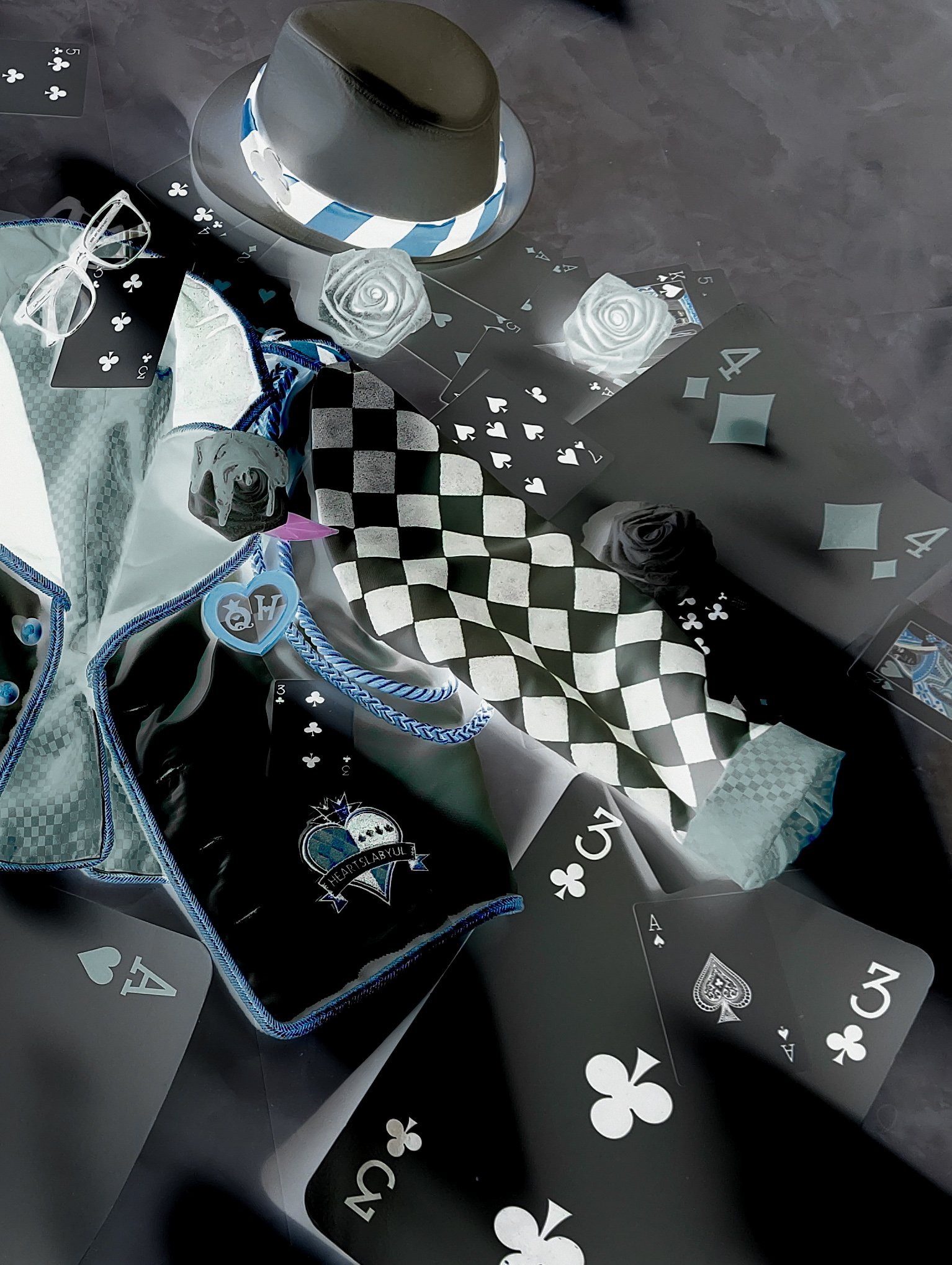 Twitter 上的 あまね Xxtangixx 黒トランプかっこいいですよね 特注で作りたい 黒ファッションのトレイくん マジ色気が Twitter