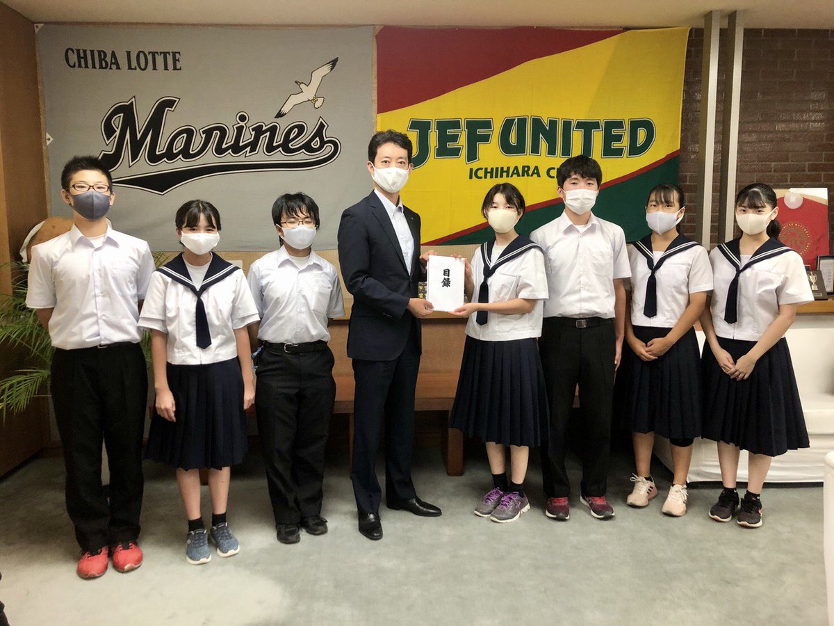 EgQSrH4U0AAnQWf.jpg?format=jpg