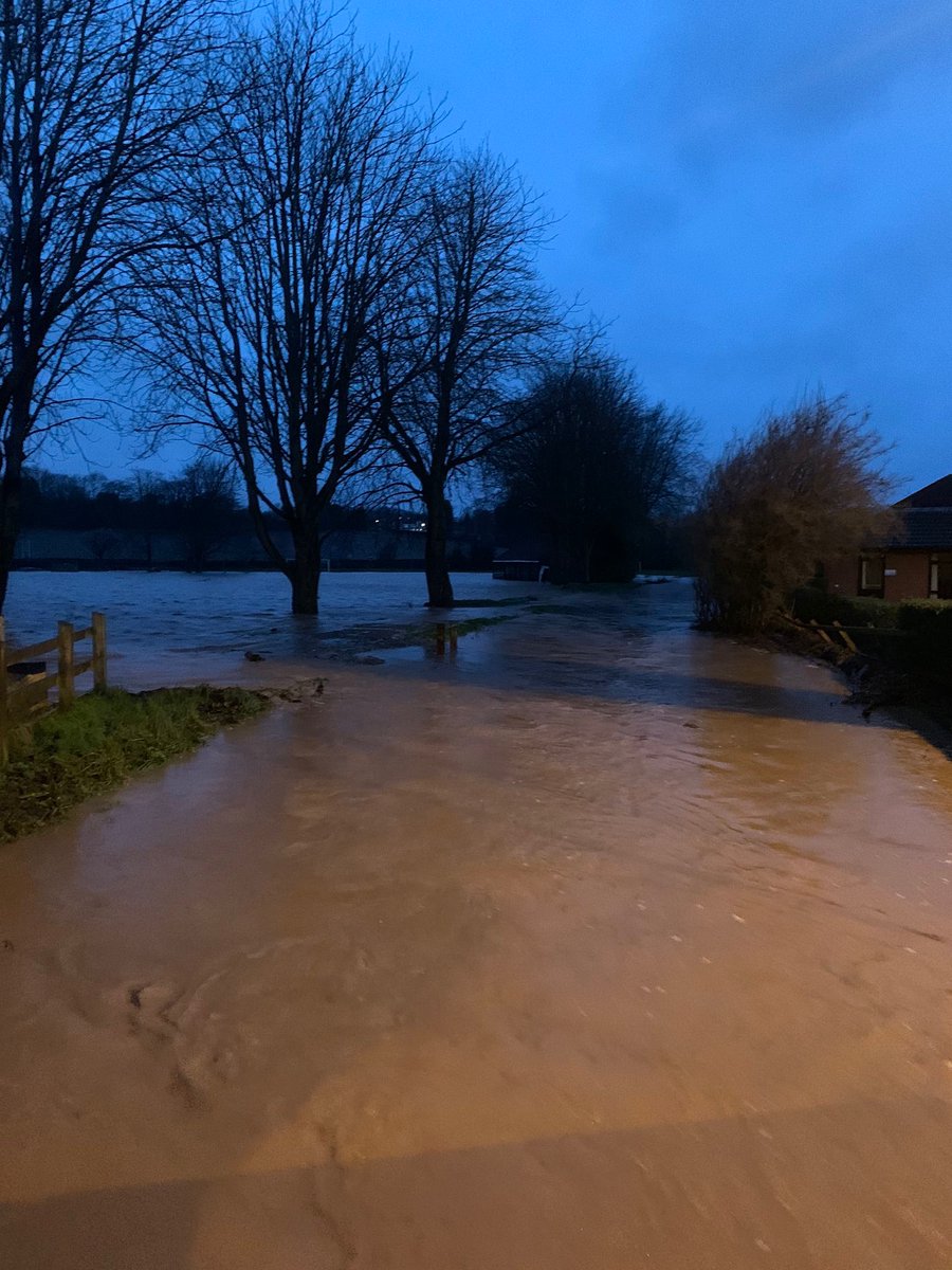 NickLeMareEA's tweet photo. Plans to protect #Lowdham from the kind of #floods we saw back in February have progressed well despite the #COVID19 working restrictions. The new website has more details https://t.co/xz8uFs8ft9
@EnvAgencyMids @EnvAgency @NottsCC @NSDCouncil @FlagLowdham @LowdhamParish #TeamEA https://t.co/swd1FZNh6k