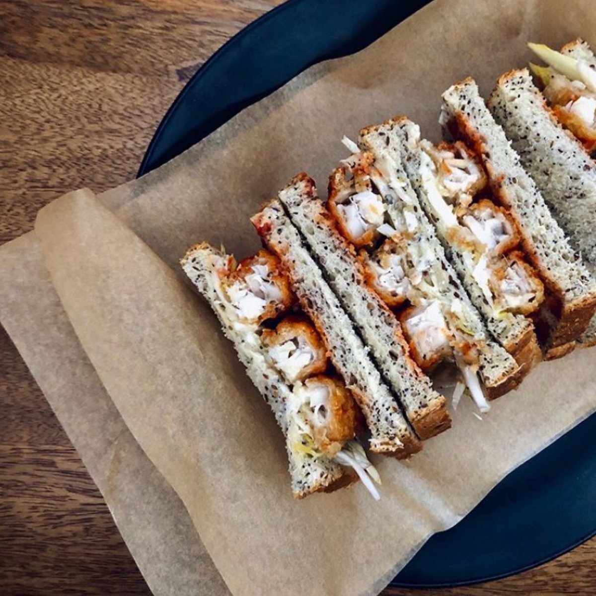 JacksonsBread's tweet photo. Nothing beats a classic and comforting fish finger sandwich, perfect for rainy days like today. Chunky battered cod and tartar sauce sandwiched between our Seeded White Bloomer, delicious! ☔️🌧️
#FishFingerSandwich #ComfortFood #RainyDay #Lunch #Brunch #TakeAnUmbrella https://t.co/AgPbI913db