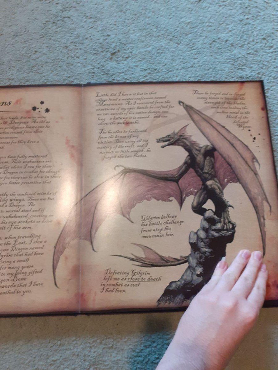 @GuacaMochni @leolionzez @TalykStudios @_Nuudle Here it is! My bad it's called the Demon Hunters Handbook but I'm sure its the same set - I still have it!