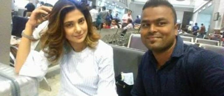 Day 25 - in airport #jenniferwinget  #beyhadh  #beyhadh2  #bepannaah  #CodeM  #MayaAgain  #Saraswatichandra  #Maya  #DillMillGayye  @jenwinget