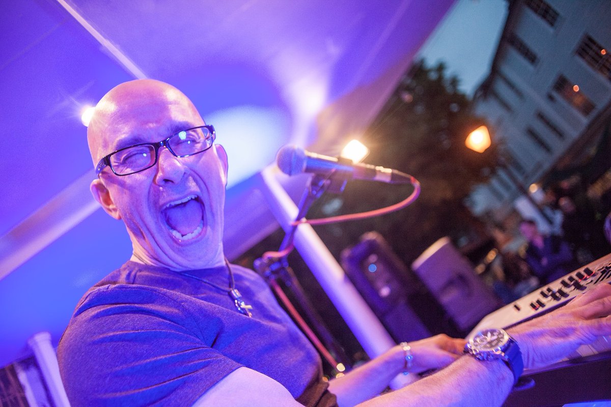 We cannot wait to welcome back Dino Baptiste and Jono Helsby this Thursday. Remember to book with participating restaurants. Music starts at 7.30pm #jazz #tunbridgewells #thepantiles