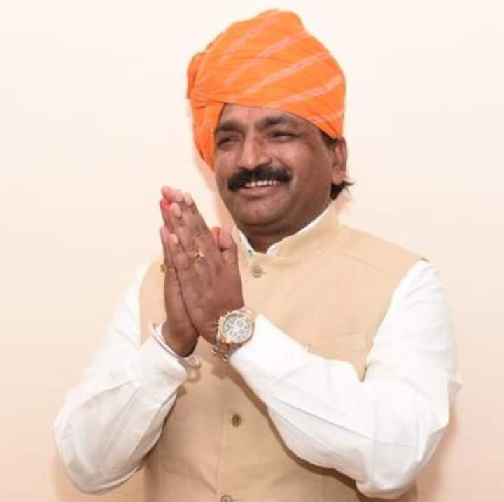 अगर दुनिया में आपके जैसे और भी लोग होते तो बेहतर जगह होती। तुम मेरे जीवन में एक बड़ा बदलाव लाते हो 
आपका हार्दिक आभार
<a href="/pana_chand/">PanaChand Meghwal</a> 
#आपका_कोटि_कोटि_आभार_पानाचंदजी 
<a href="/_lokeshsharma/">Lokesh Sharma</a> <a href="/ashokgehlot51/">Ashok Gehlot</a> <a href="/RaghusharmaINC/">Dr. Raghu Sharma</a> <a href="/RajCMO/">CMO Rajasthan</a> 
<a href="/drcpjoshi/">Dr. C.P. Joshi</a> <a href="/RajAssembly/">Rajasthan Vidhan Sabha</a> 
<a href="/DrSanjeevRajp4/">Dr Sanjeevv Rajpurohit</a> 
<a href="/INCRajasthan/">Rajasthan PCC</a>