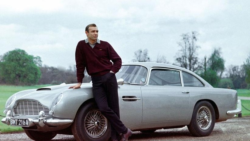 Dzi 90 urodziny obchodzi facet który z  Aston Martin DB5 zrobi legend .
Happy birthday Sir Sean Connery 