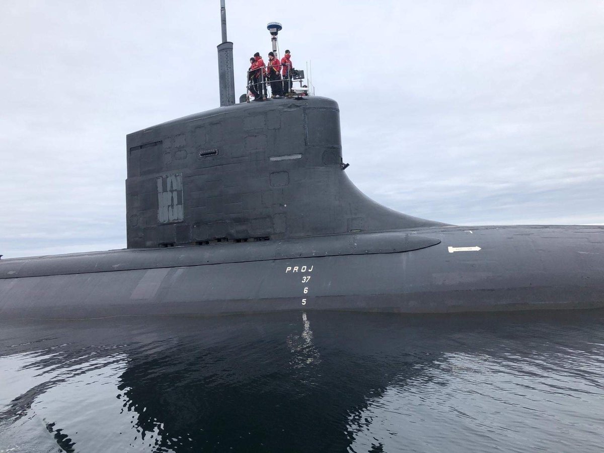 The Seawolf-class fast attack submarine USS Seawolf conducts a brief stop for personnel in the #NorwegianSea off the coast of Tromsø, #Norway … dvidshub.net/r/xdc5ua #Navy #Submarines