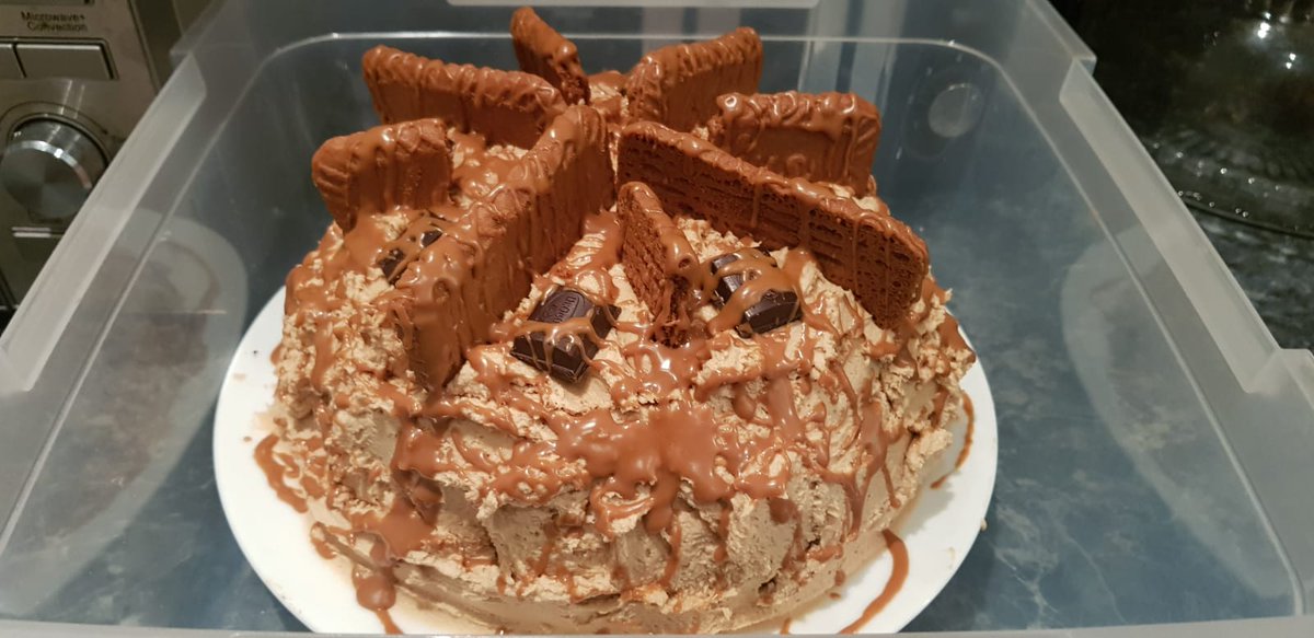 annap215's tweet photo. This is my cake effort for @GWAAC's Home Baker, Mission Maker challenge. It's a vegan Biscoff cake and I hope it tastes as good as it smells! Donate or join the challenge yourself on this link: 
https://t.co/J4yiYu71az #homebaker #missionmaker #cake #homebaking  @lotusbiscoffUK https://t.co/DZJQUkBurU